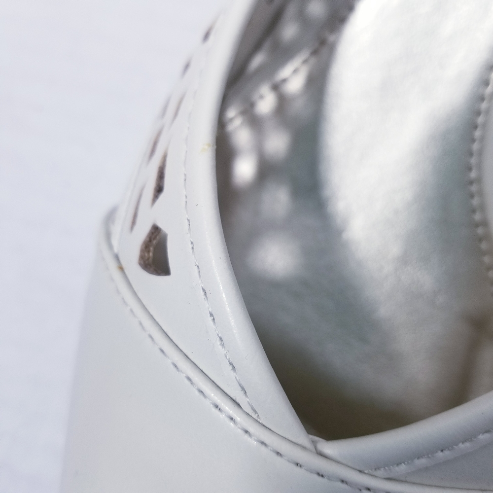 EASY STREET CREAMY WHITE HEELS SIZE 8.5 WIDE - Picture 12 of 15